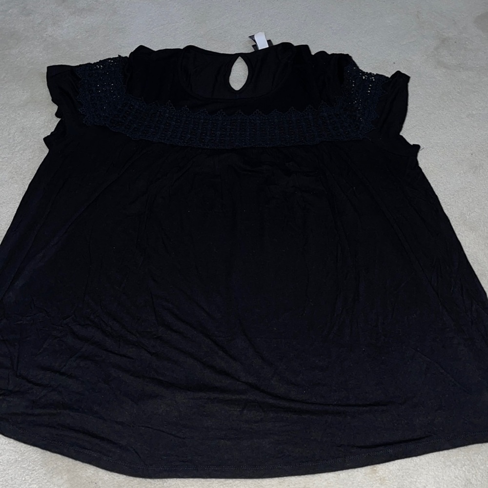 Torrid Short Sleeve Top